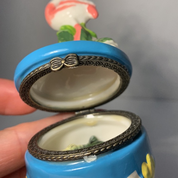 Flamingo Trinket Pill Box With Fish Trinket Tropical Flamingo Fish Water 4”H - Picture 13 of 13